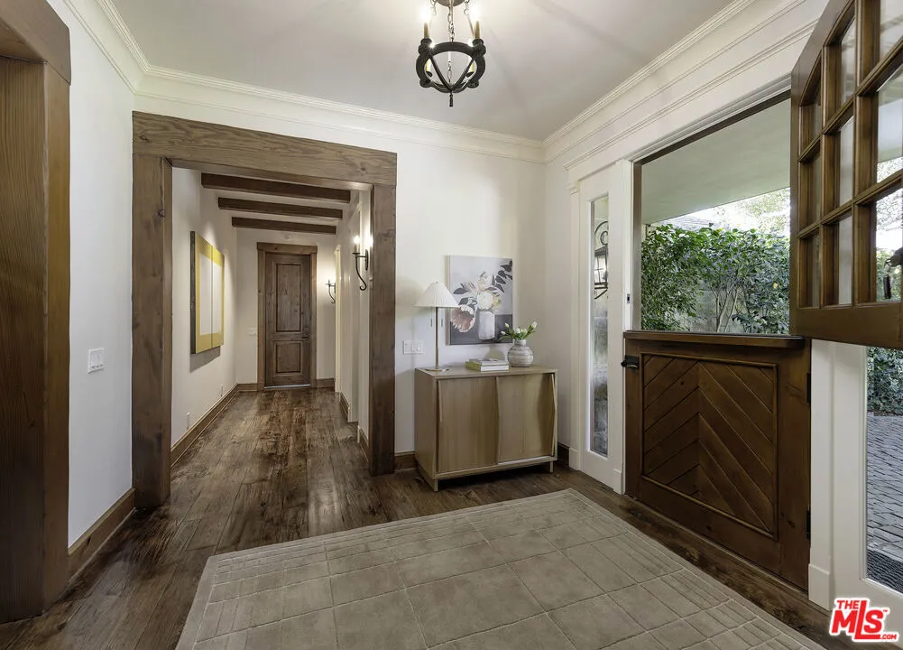 Santa Barbara, California 93108, United States, 3 Bedrooms Bedrooms, ,3 BathroomsBathrooms,Residential,Active,10106