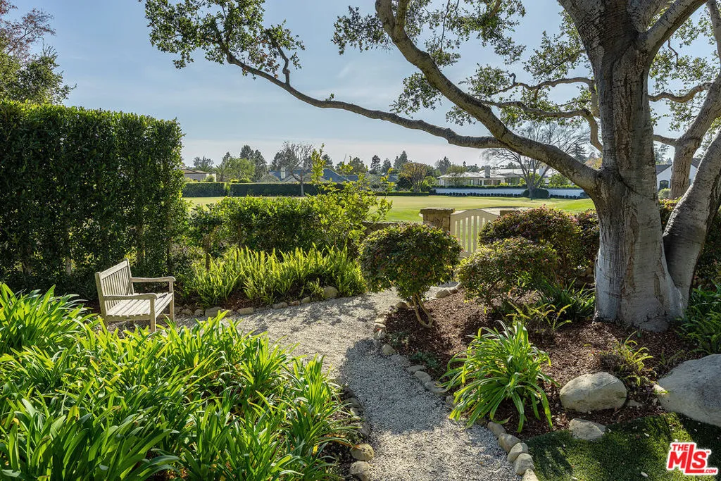 Santa Barbara, California 93108, United States, 3 Bedrooms Bedrooms, ,3 BathroomsBathrooms,Residential,Active,10106