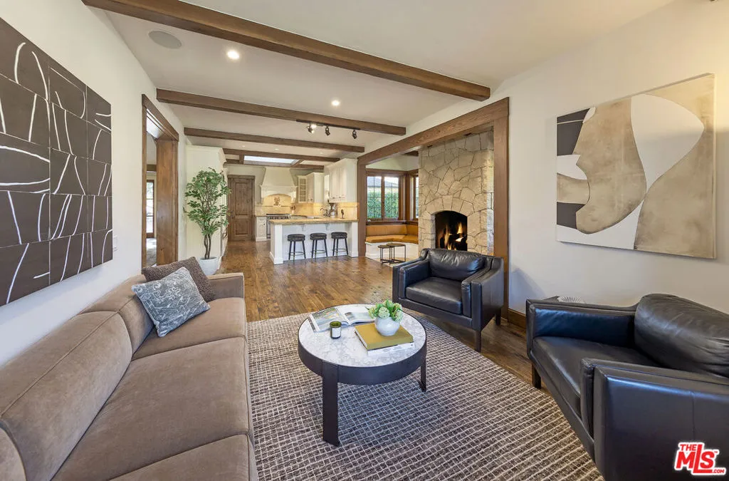 Santa Barbara, California 93108, United States, 3 Bedrooms Bedrooms, ,3 BathroomsBathrooms,Residential,Active,10106