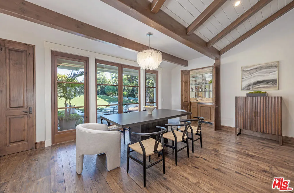 Santa Barbara, California 93108, United States, 3 Bedrooms Bedrooms, ,3 BathroomsBathrooms,Residential,Active,10106