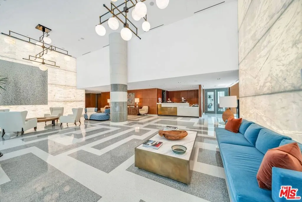 Los Angeles, California 90048, United States, 1 Bedroom Bedrooms, ,2 BathroomsBathrooms,Residential,Active,124545