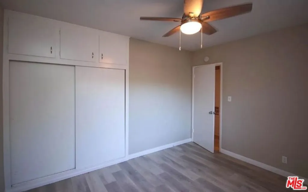 Pasadena, California 91107, United States, 8 Bedrooms Bedrooms, ,6 BathroomsBathrooms,Residential,Pending,90374