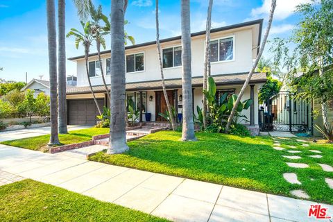 A home in Toluca Lake