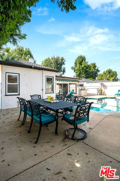 A home in Toluca Lake