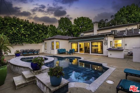 A home in Toluca Lake