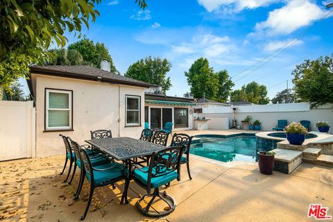 A home in Toluca Lake