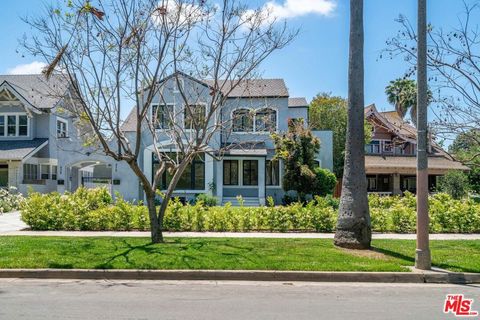 4308 Victoria Park Drive Los Angeles CA 90019