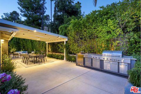 A home in Tarzana