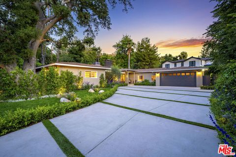 A home in Tarzana