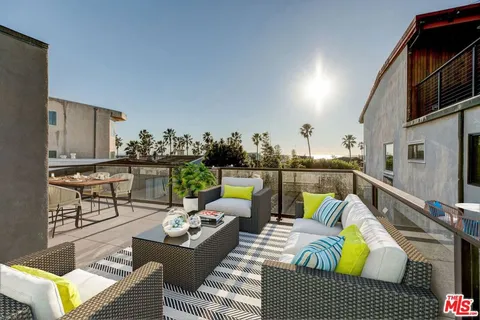 6524 Vista Del Mar, Playa Del Rey, CA 90293 - MLS#: 24359847