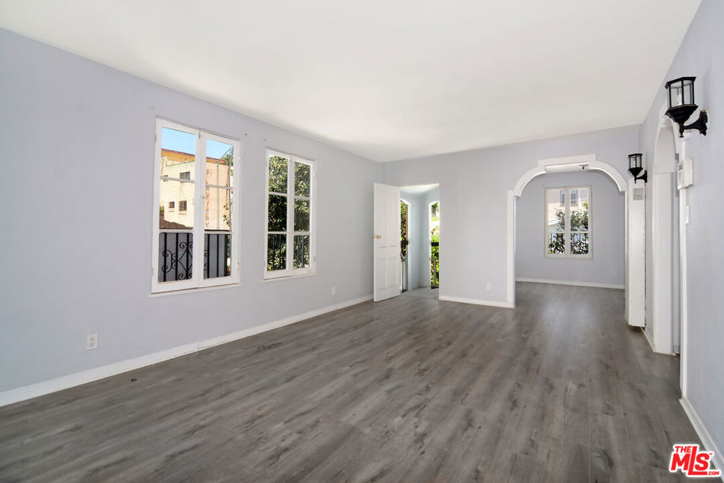 250 S Carondelet Street