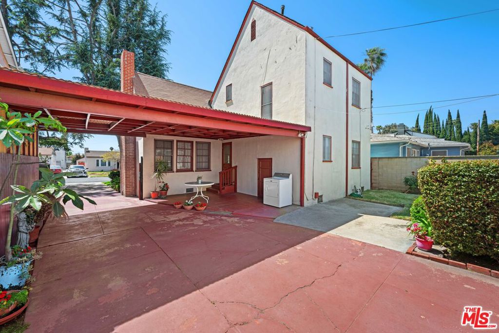 434 N Osage Avenue