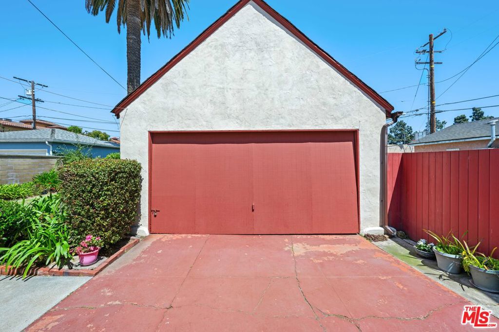 434 N Osage Avenue