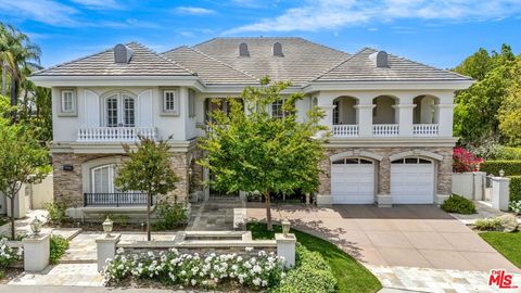 3759 Winford Drive Tarzana CA 91356