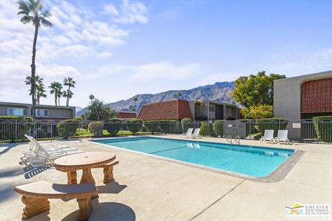 2120 N Indian Canyon Drive Unit C, Palm Springs, CA 92262 - #: 24352034