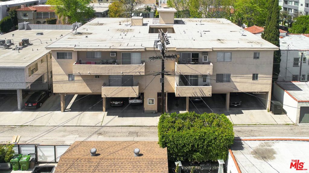 Properties 3 1110 S Oakhurst Drive