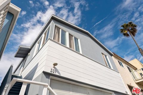 A home in Manhattan Beach