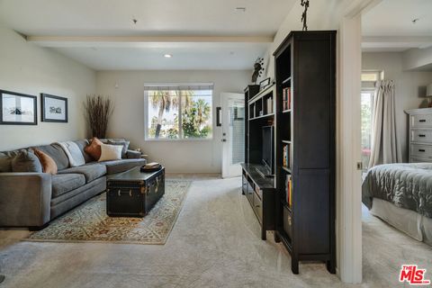 A home in Playa Vista