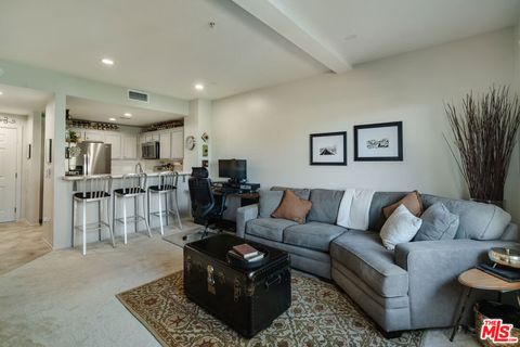 A home in Playa Vista