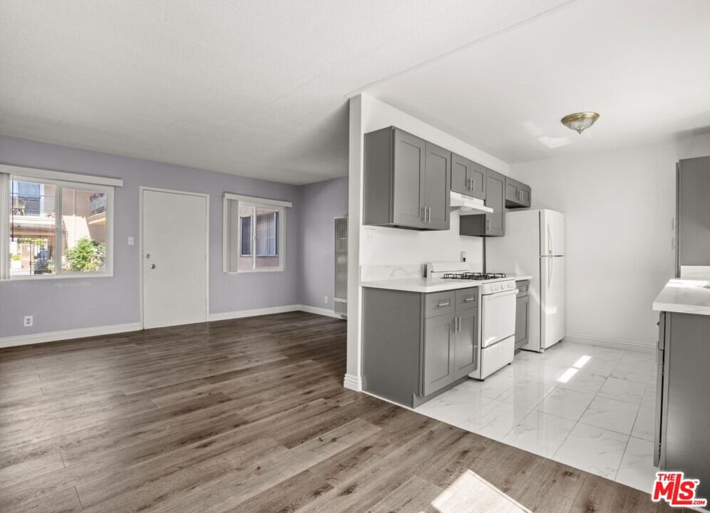 Properties 3 3827 Tilden Avenue