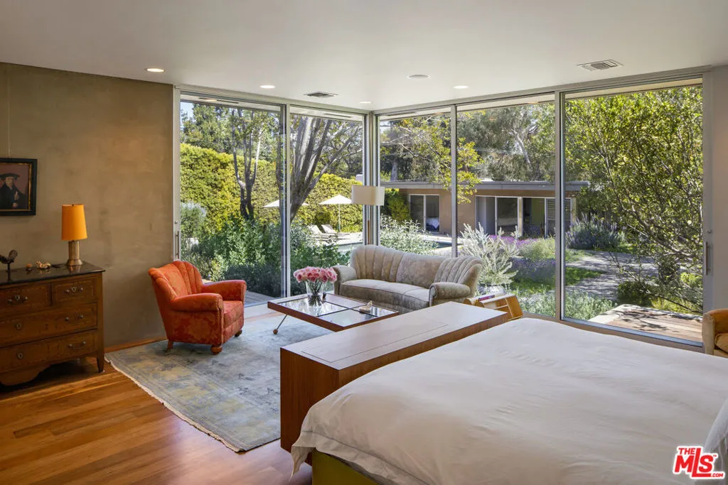 Los Angeles, California 90049, United States, 7 Bedrooms Bedrooms, ,7 BathroomsBathrooms,Residential,Active,108865