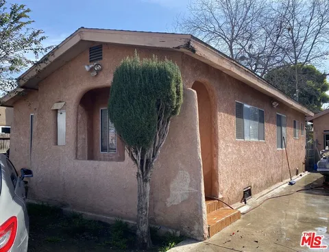 646 W 99th Street, Los Angeles, CA 90044 - #: 25498889