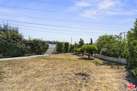 A home in North Hollywood