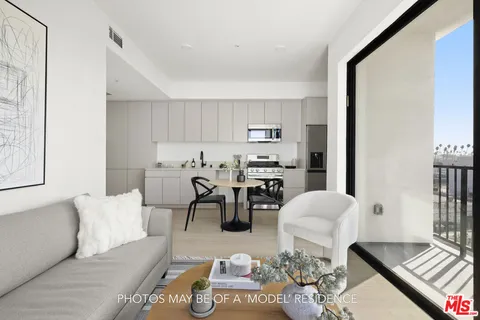 MLS: 25503343