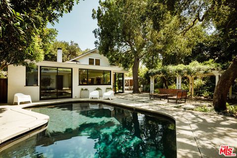 A home in South Pasadena