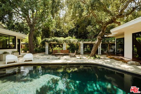 A home in South Pasadena