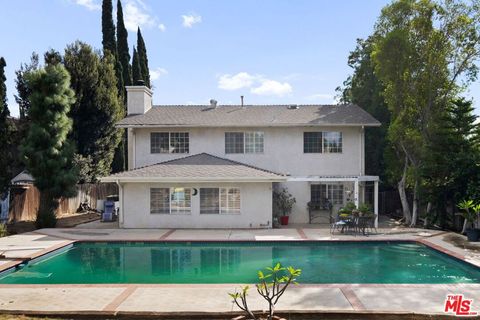 A home in Porter Ranch