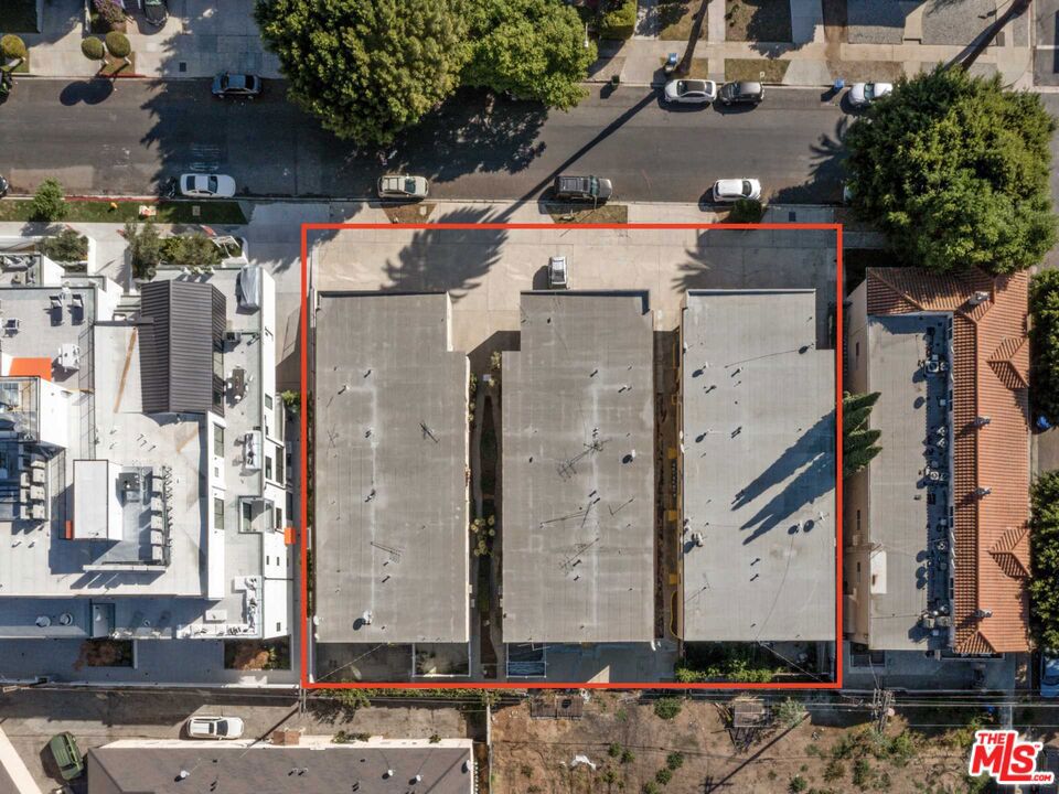 Properties 3 1005 N Croft Avenue