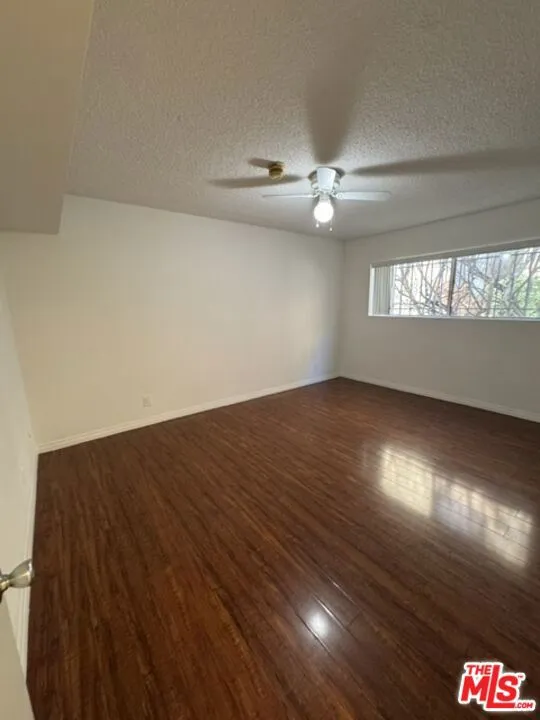 Beverly Hills, California 90211, United States, 3 Bedrooms Bedrooms, ,2 BathroomsBathrooms,Residential,Active,93952