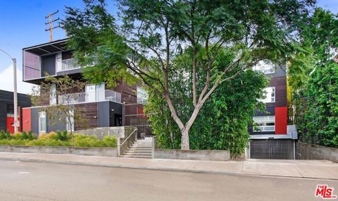 1050 N Gardner Street 2 West Hollywood CA 90046