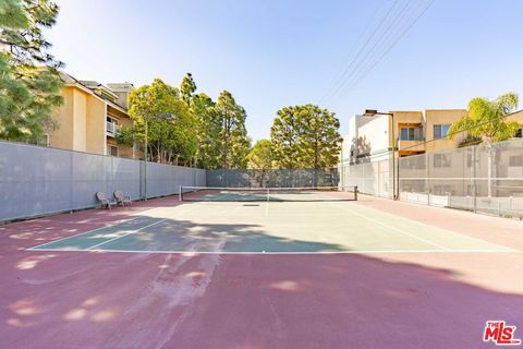 A home in Playa Del Rey