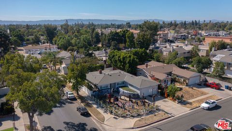 A home in Mission Hills (San Fernando)