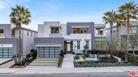 A home in Porter Ranch