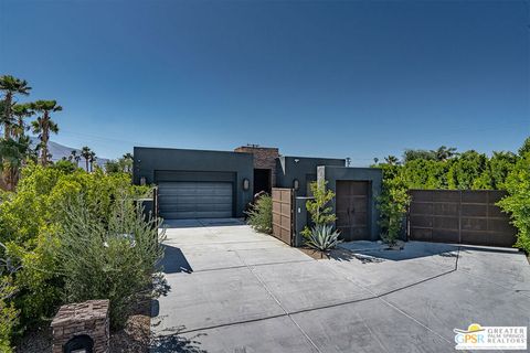 Single Family Residence in Palm Springs CA 2600 Vincentia Road.jpg