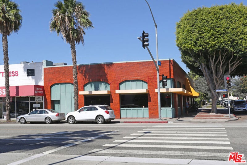 1433 Wilshire Boulevard