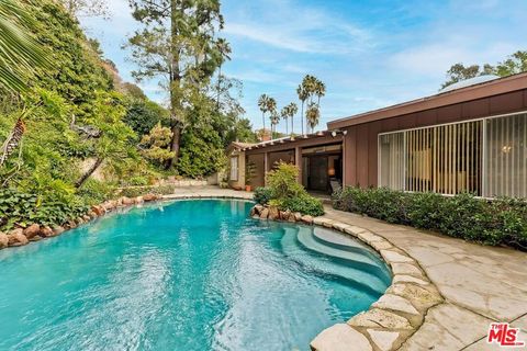 2401 Coldwater Canyon Drive, Beverly Hills, CA 90210 - #: 24385623