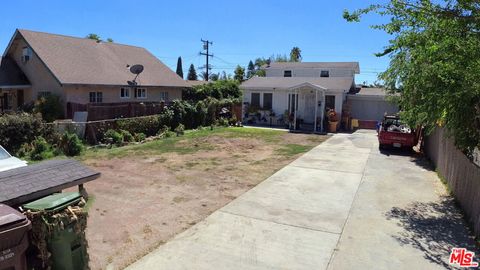 A home in Compton