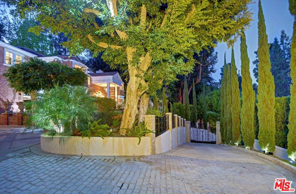 Properties 4 725 N Faring Road