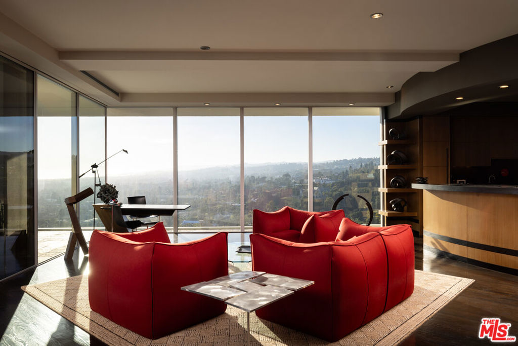 Properties 3 9255 Doheny Road 2502