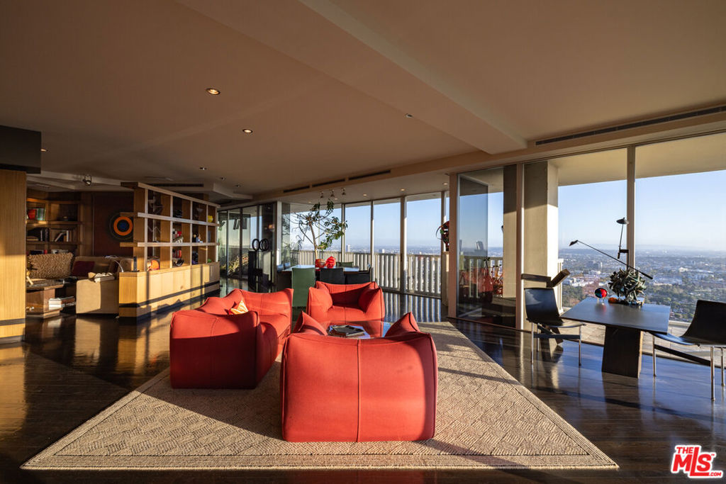Properties 1 9255 Doheny Road 2502