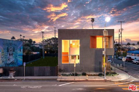 1015 Abbot Kinney Boulevard Venice CA 90291