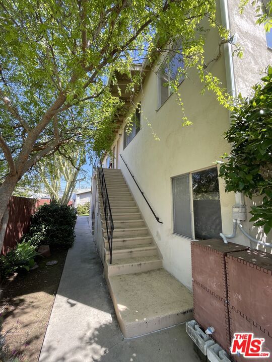 1925 Euclid Street