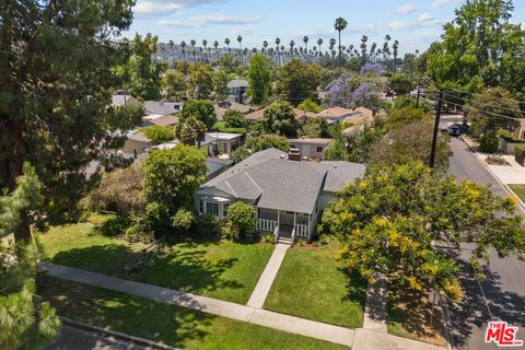 A home in Studio City