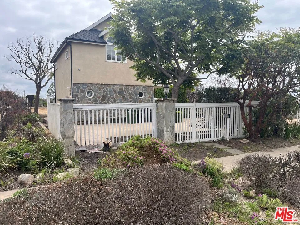 Pacific Palisades, California 90272, United States, ,Land,Active,113625