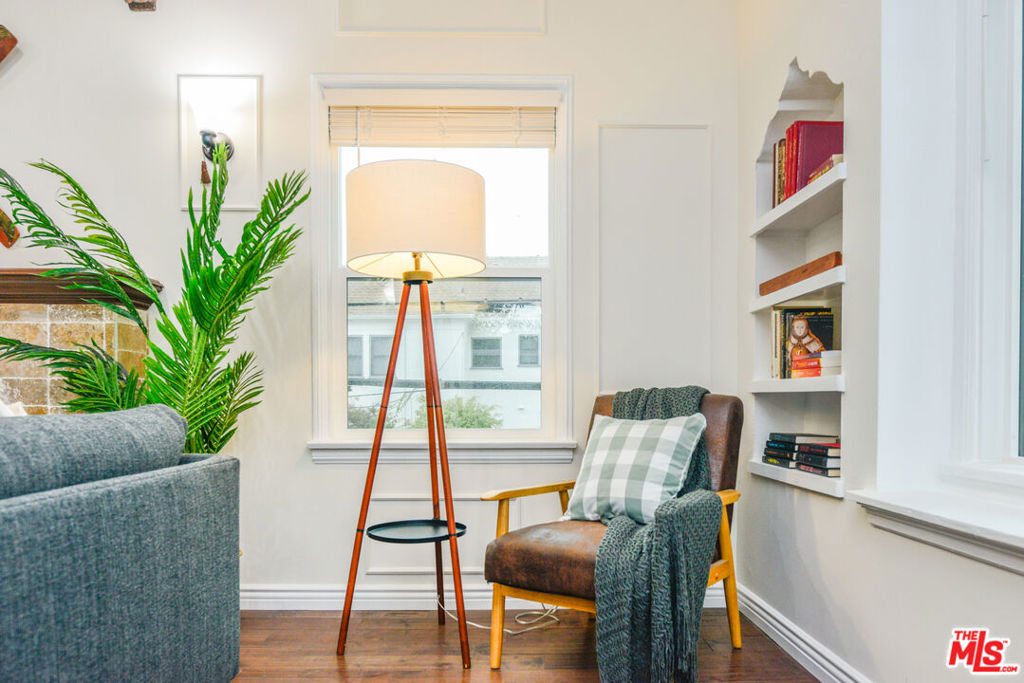 Properties 4 1017 S Alfred Street