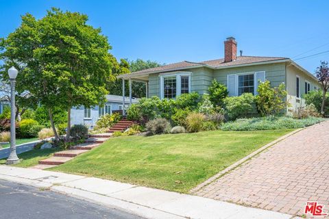 Single Family Residence in Los Angeles CA 6112 77th Street.jpg